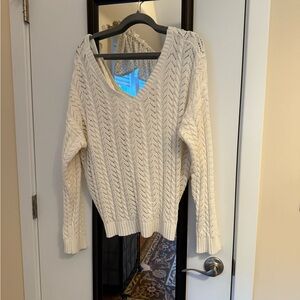 Chic Cream V-Neck Cable Knit Sweater